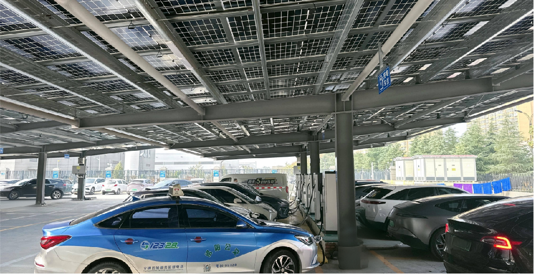 Longyang New Energy Photovoltaic-Battery-Charging Integrated Demonstration Station.